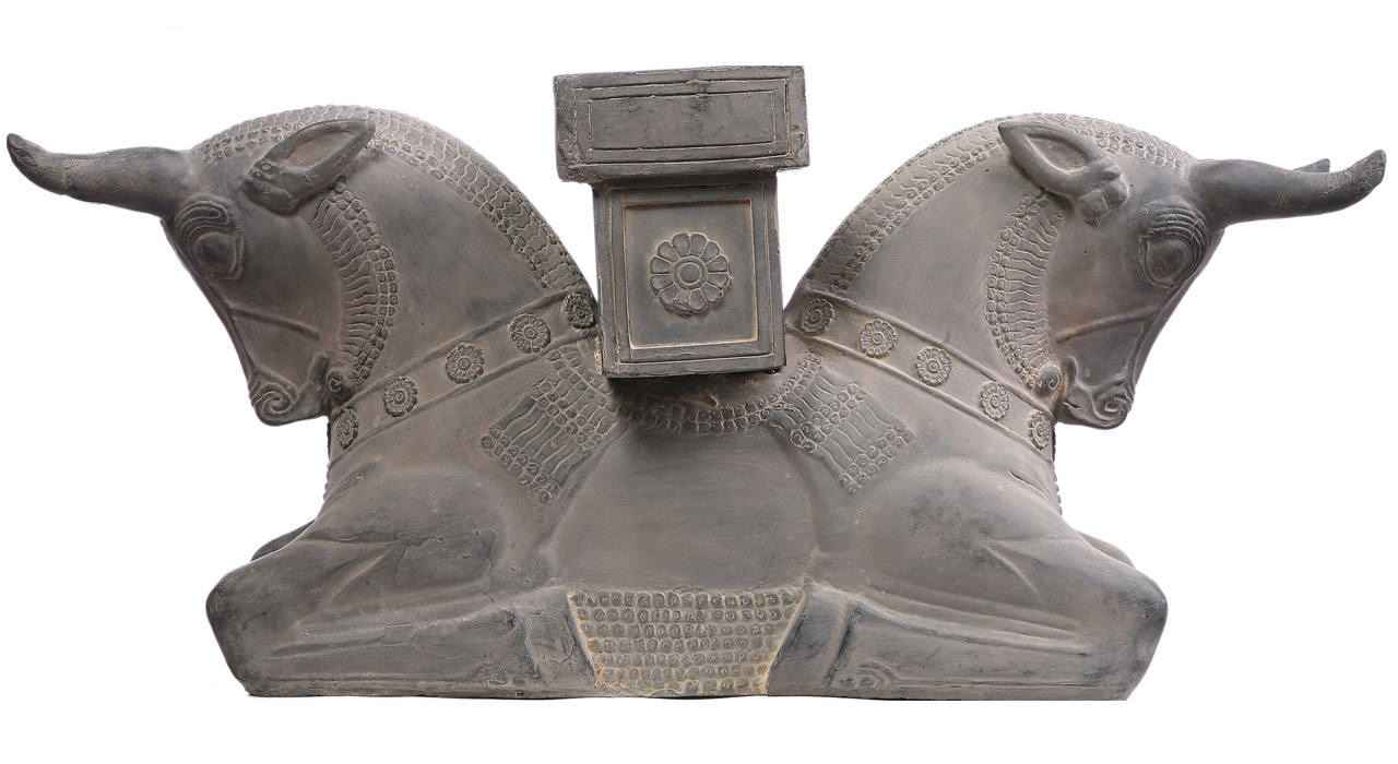 Historische Persepolis-Säulenköpfe: Löwe, Adler & Kuh Figur