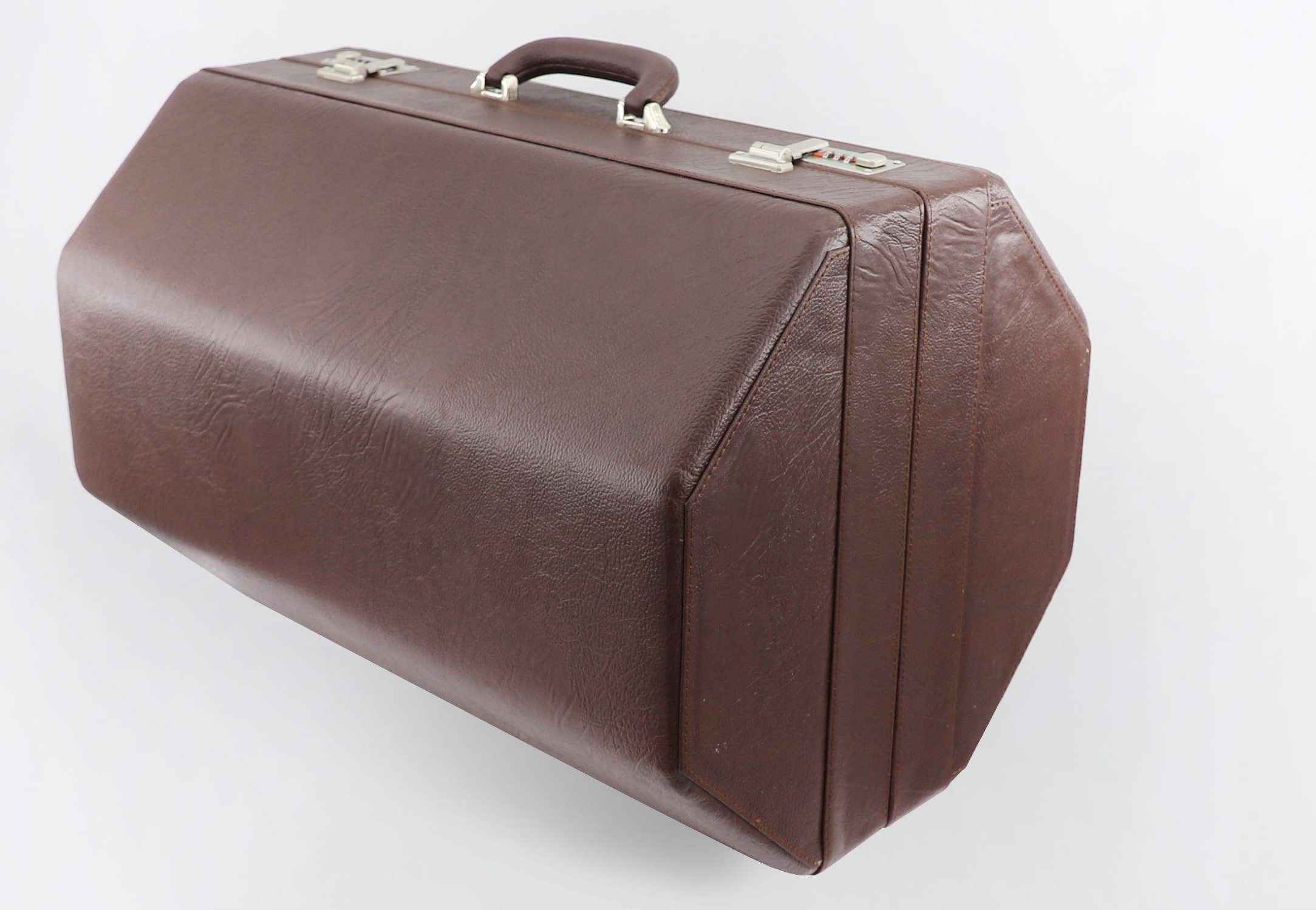 Hartschalenetui für persische Tombak mit Schaumstoff- und Lederüberzug