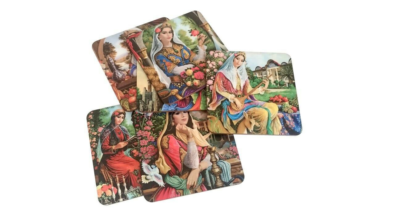 Set aus Untersetzern mit persisch inspiriertem künstlerischen Design Miniatur