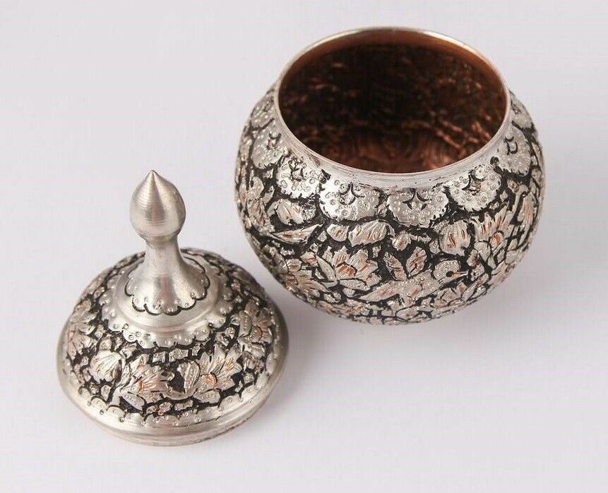 Gravierte persische Kupfer-Zuckerdose Modell Garten