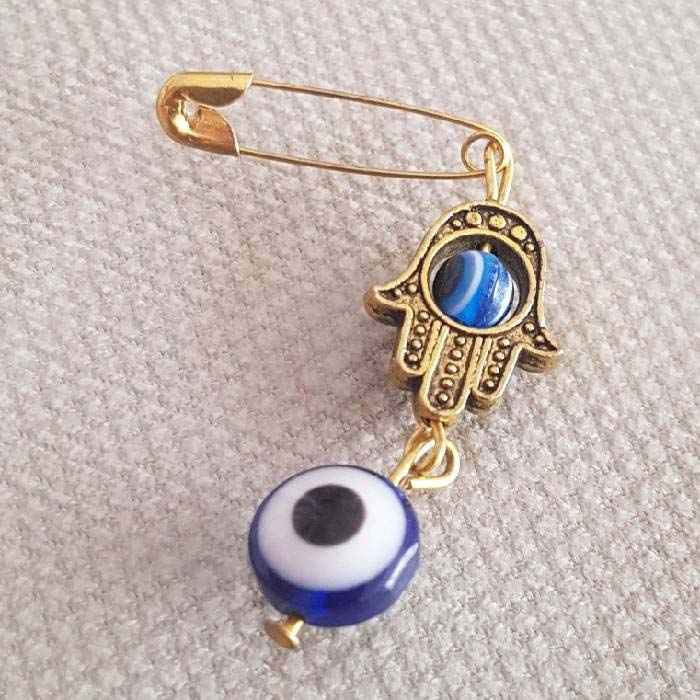 Evil Eye Safety Pin Brooch with Hand Design – Spiritueller Schutz