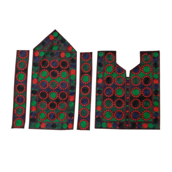 Handgefertigtes Balochi besticktes Kleidungsstück - Klassisch