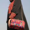 Handgefertigtes Balochi besticktes Kleidungsstück - Klassisches Rot