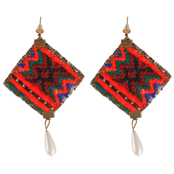Persische bestickte Ohrringe Balochi traditionelle Suzani