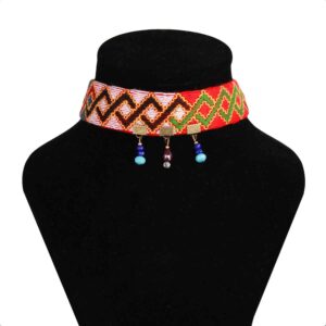 Traditionelle persische bestickte Halskette mit Balochi Rot-Design