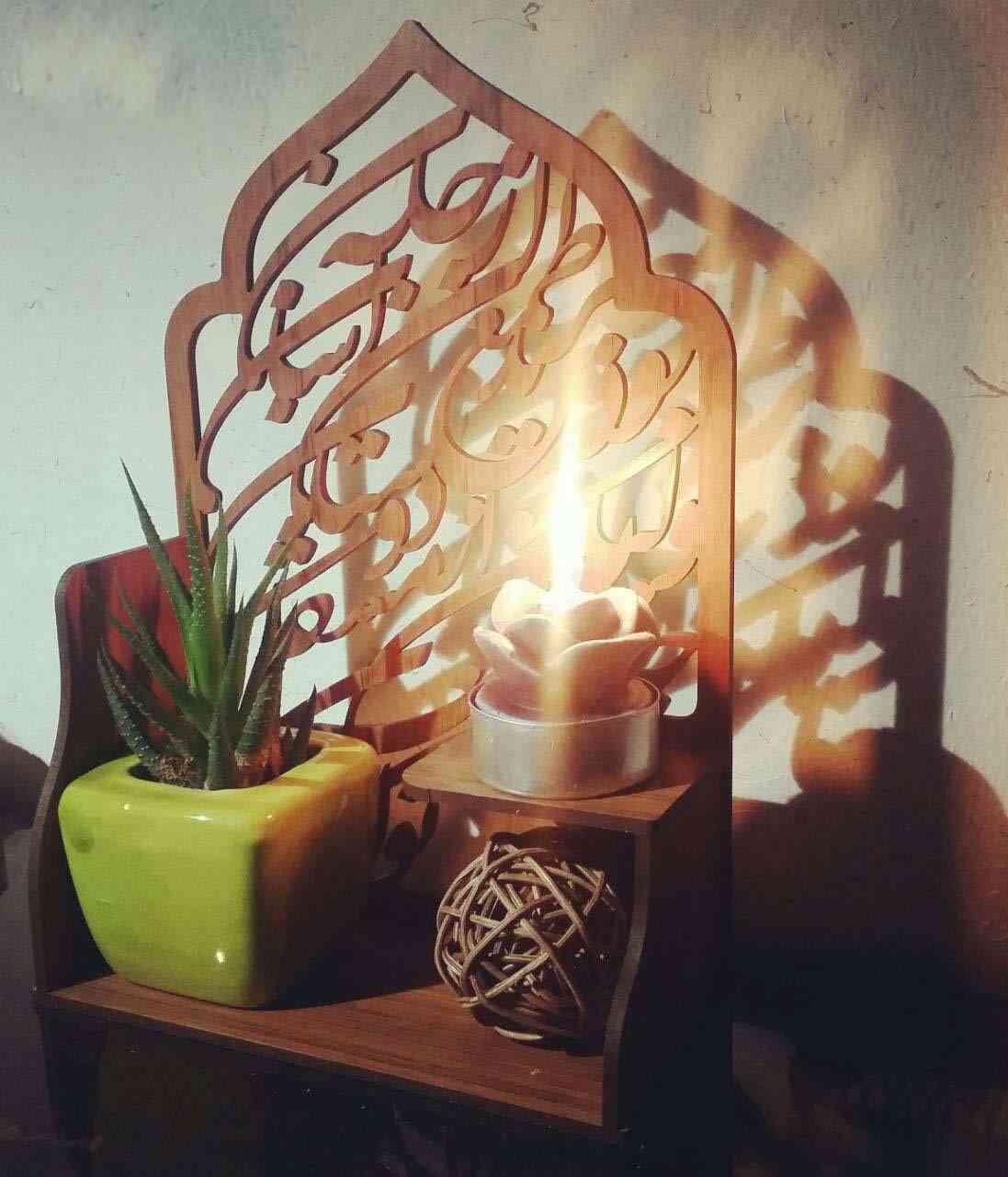 Persischer Ornament-Holz-Tischkerzenhalter mit Kalligraphie