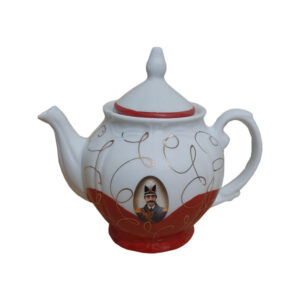 Porzellan-Servier-Teekanne im traditionellen persischen Shah Abbasi Design
