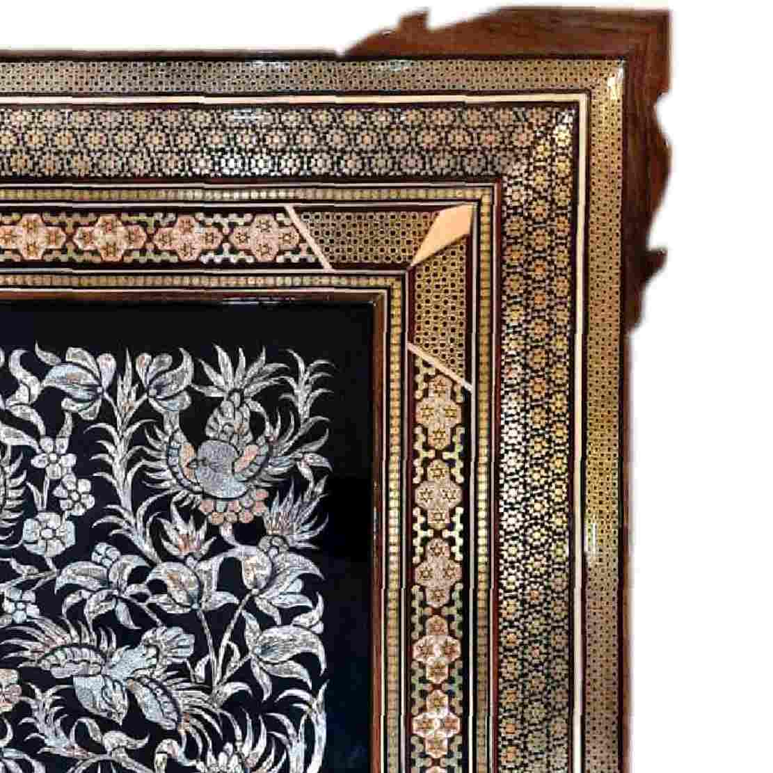 Handgefertigte, gerahmte persische gravierte Kupferkunst Vögel & Blumen – Traditionelle Wanddekoration