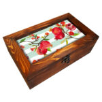 Holzbox zum Verschenken mit persisch inspiriertem Muster Granatapfel