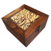 Holzbox zum Verschenken mit persisch inspiriertem Muster