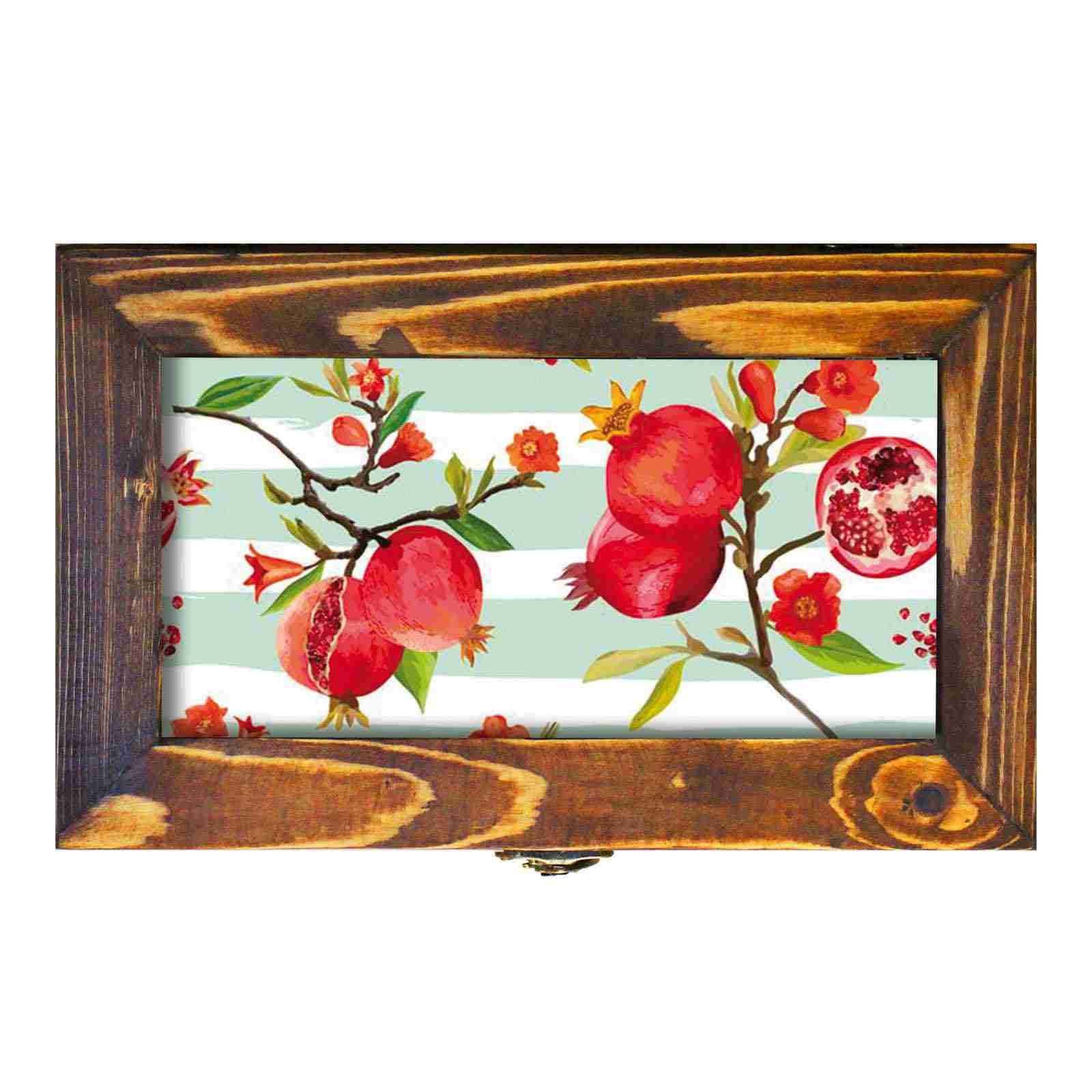 Holzbox zum Verschenken mit persisch inspiriertem Muster Granatapfel