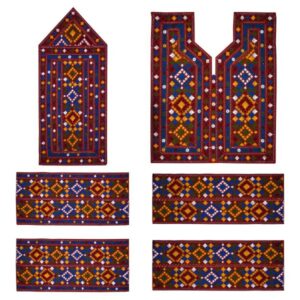 Handgefertigtes Balochi besticktes Kleidungsstück – Modell Blume