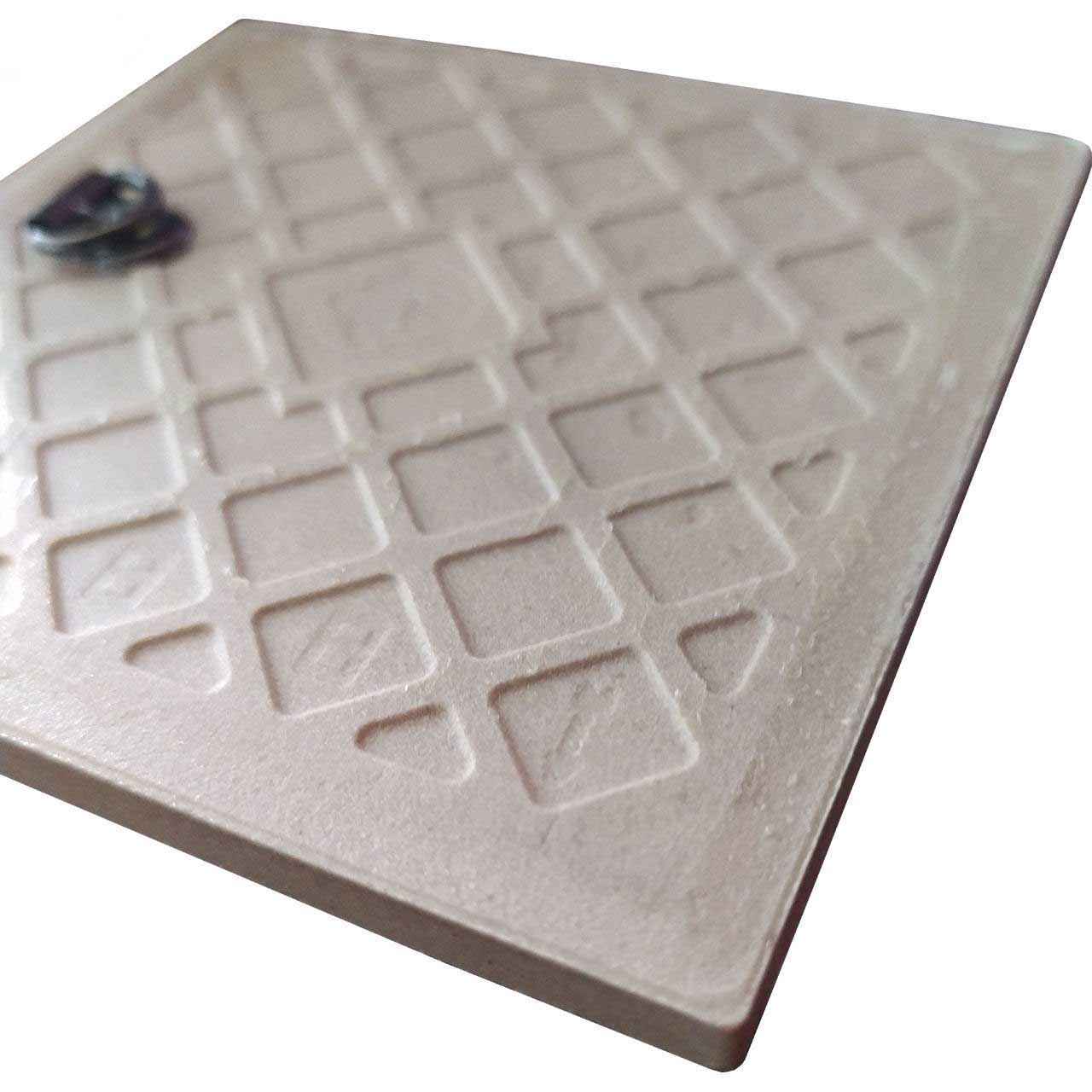 Dekorative persische Keramikfliese – Kalligraphiemuster: Hafez Shirazi Gedicht