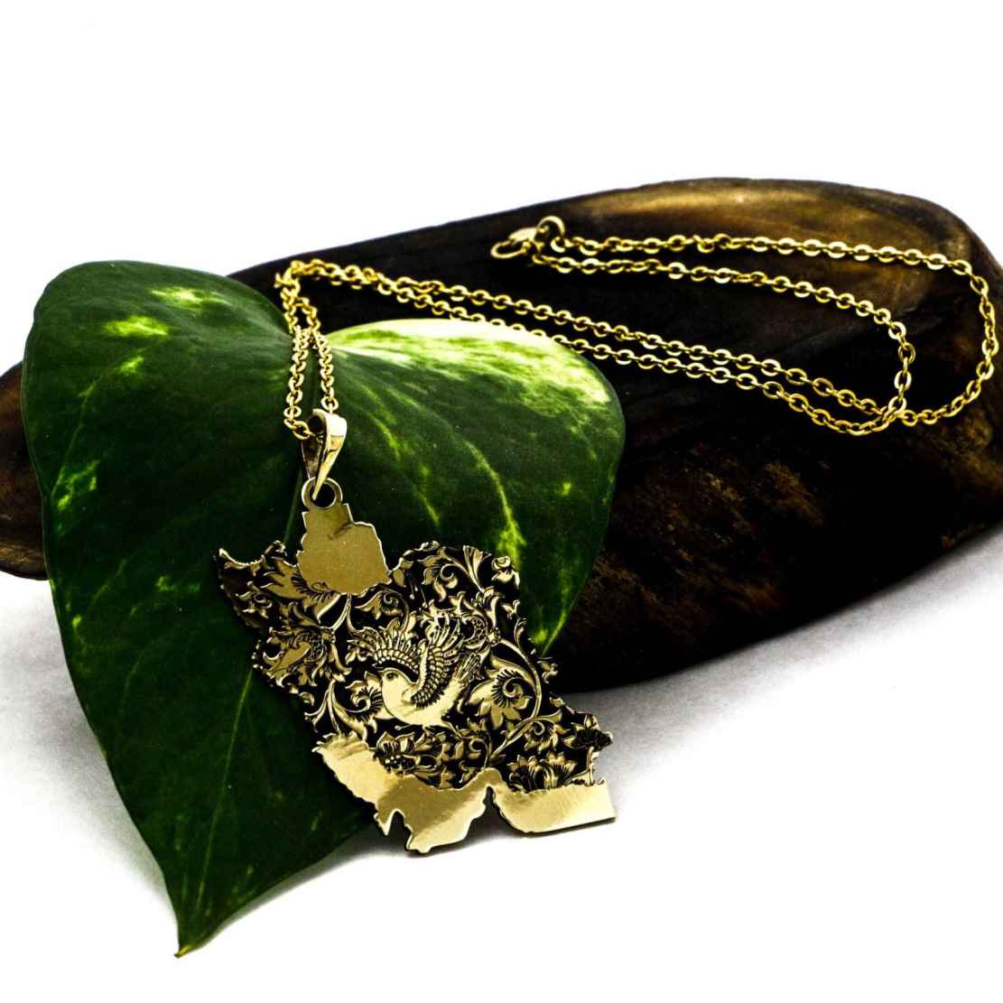 Persische Messing-Halskette Minimalistisch Iran-Karte