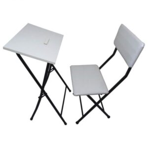 Set aus stapelbarem Gebetsstuhl & Tisch für Salah & Muslime