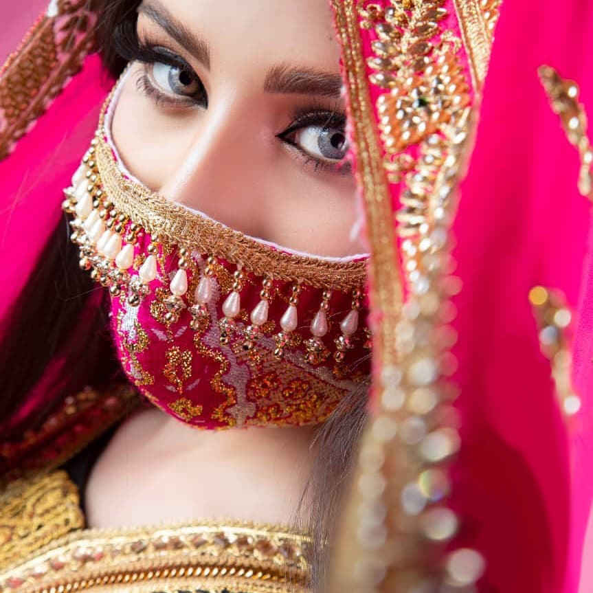 Handgefertigte Mode Stickerei Gesichtsmaske für Frauen – Modell Negin