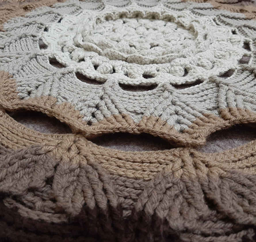 Handgewebter Boho-Makramee-Boden-Teppich – Arkano-Muster