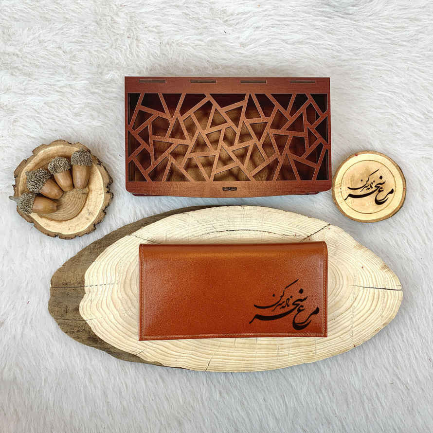 Persischer Leder-Langgeldbeutel mit Faraz-Design