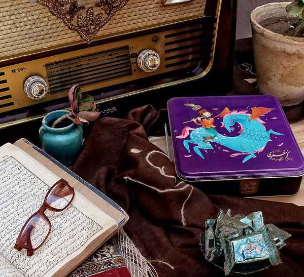 Mozaffari Gaz 33 % Pistazien Traditionelles persisches Rosenwasser-Nougat Süßigkeit