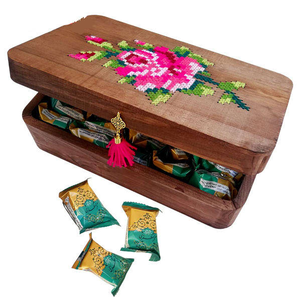 Mozaffari Gaz 40 % Pistazien Traditionelles persisches Rosenwasser-Nougat Süßigkeit