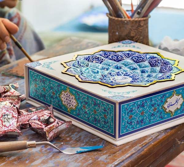 Mozaffari Gaz 40 % Pistazien Traditionelles persisches Rosenwasser-Nougat Süßigkeit