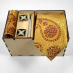 Herrenkrawatte, Taschentuch & Manschettenknöpfe Set – Luxuriös Golden