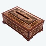 Handgefertigte persische Holz-Taschentuchbox – Khatamkari Golnaz III
