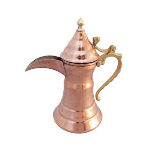 Arabische Kaffeekanne aus Kupfer für die Zubereitung von Qahwa und arabischem Kaffee – Taj