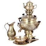 Persischer Messing-Gas-Samowar Traditionelles Design Teekocher Achaemeniden-Motive 8-Liter