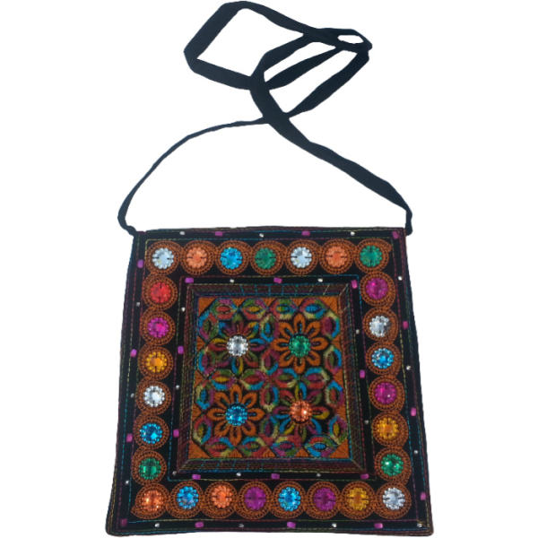Ethnische bestickte Crossbody-Tasche Baluchi Karen Design