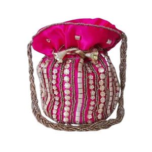 Perlenbestickte Bucket-Handtasche im traditionellen Mana-Stil