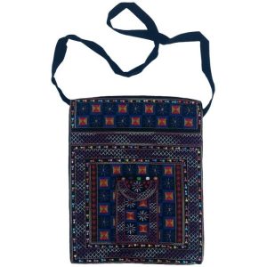 Ethnische bestickte Crossbody-Tasche Baluchi Cara III