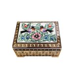 Handgefertigte Holz-Schmuckbox mit persischem Khatam-Design – Farhan
