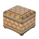 Handgefertigte Holz-Schmuckbox mit persischem Khatam-Design – Kamrani
