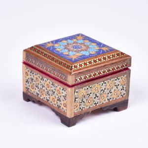 Handgefertigte Holz-Schmuckbox mit persischem Khatam-Design – Yaas