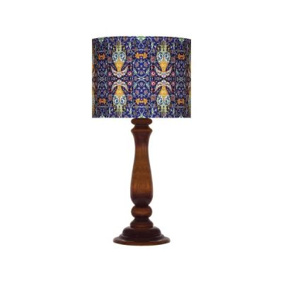 Traditionelle Holz-Tischlampe mit persisch inspiriertem Lampenschirm Kabiri