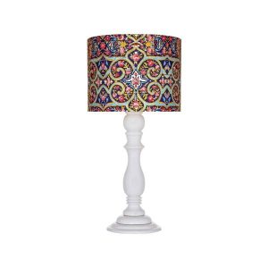 Traditionelle Holz-Tischlampe mit persisch inspiriertem Lampenschirm Dalan