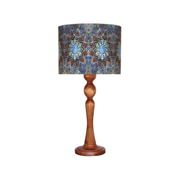 Traditionelle Holz-Tischlampe mit persisch inspiriertem Lampenschirm Mina