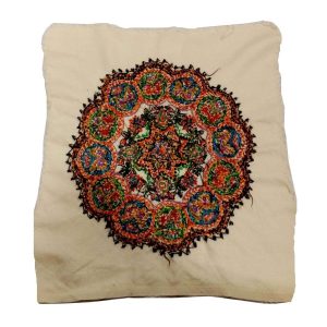 Bestickter Kissenbezug – Cremefarbenes Suzani-Design