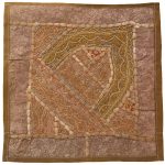 Bestickter Kissenbezug – Goldenes Suzani-Design