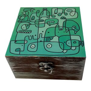 Holzbox zum Verschenken mit künstlerischem Muster Naghashi