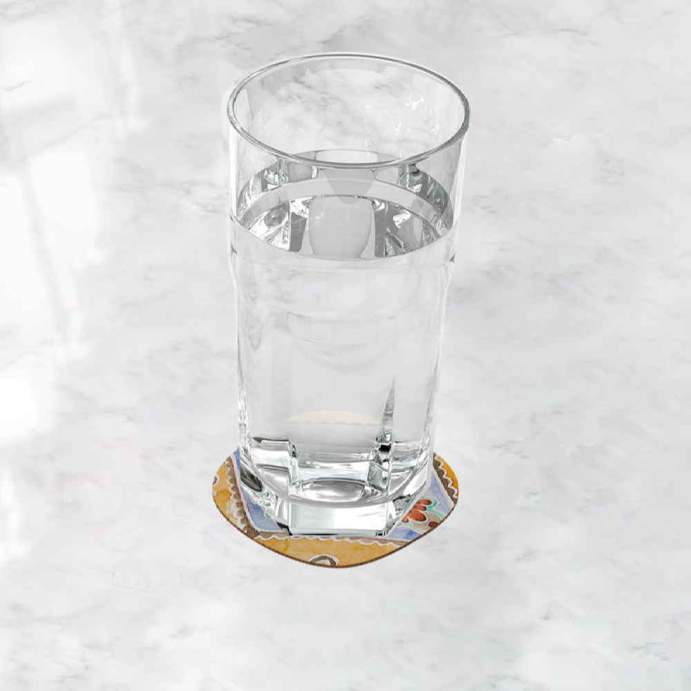 Künstlerisches Set aus Untersetzern mit dem Design Abrang