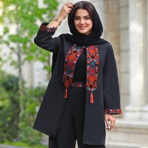 Set aus traditionellem persischem Manto und Hose Modell