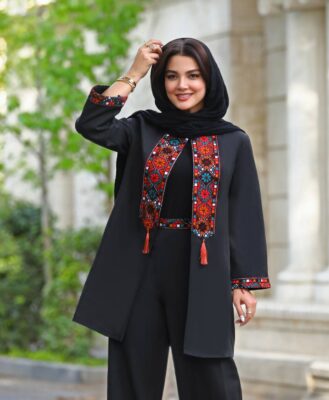 Persisches traditionelles Manto- und Hosen-Set mit elegantem abgestimmtem Stil