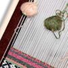 Handgefertigter persischer Wandschlüsselkasten – Teppichwebstuhl-Motiv