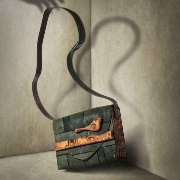 Luxuriöse handgefertigte Leder-Umhängetasche – Birds Design