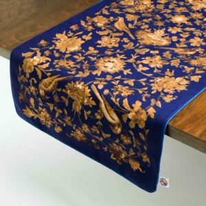 Persische Eleganz Blauer Samt Tischläufer Hana