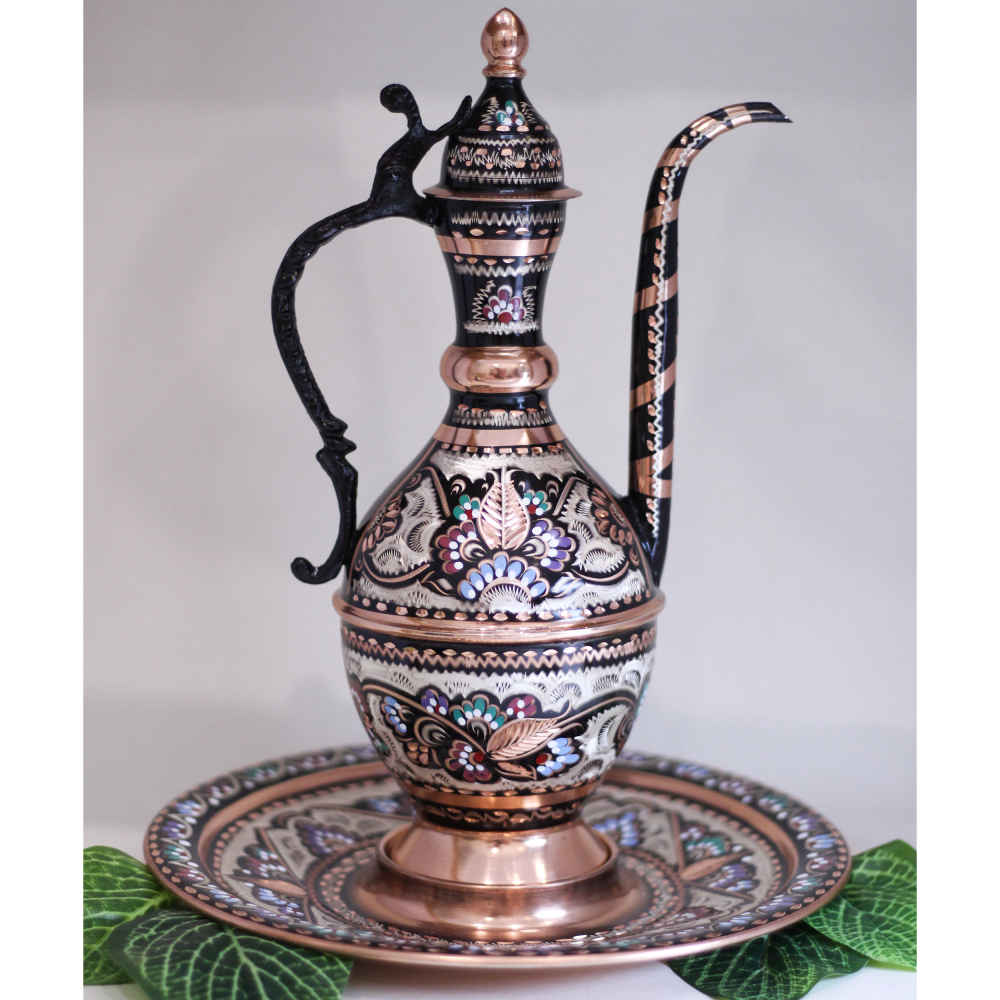 Set aus persischem Kupfer-Rosewater-Sprenger & Teller