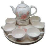 Viktorianisches Porzellan-Teeservice Modell Bahar mit Teekanne und Untertasse