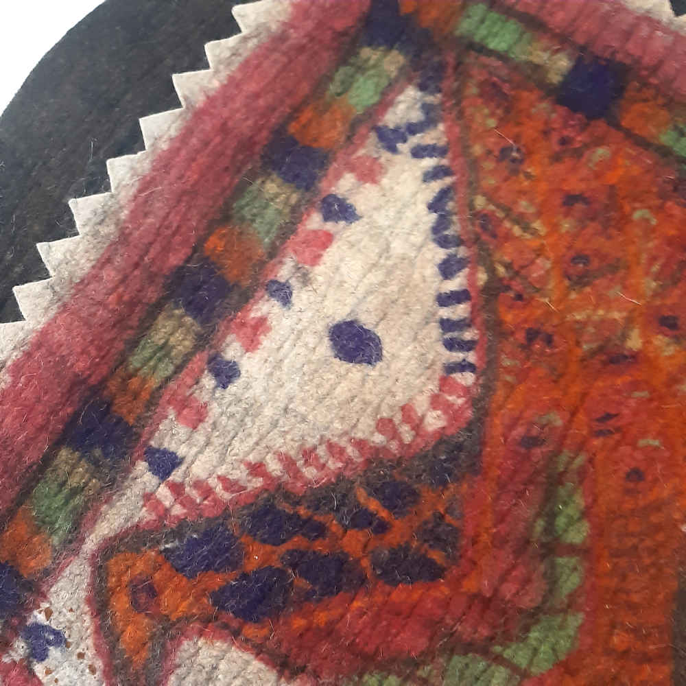 Persischer Wollfilzteppich 100% natürlich und handgefertigt Tavoos